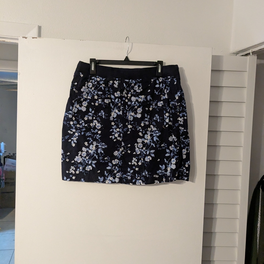 Floral Navy Skirt